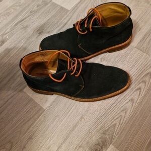 Elegant Black Chukka Boots with Orange Laces